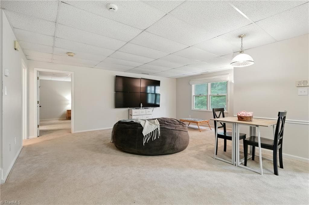Stick/Site Built at 633 Huntington Drive, High Point NC 27262, photo 12 of 19