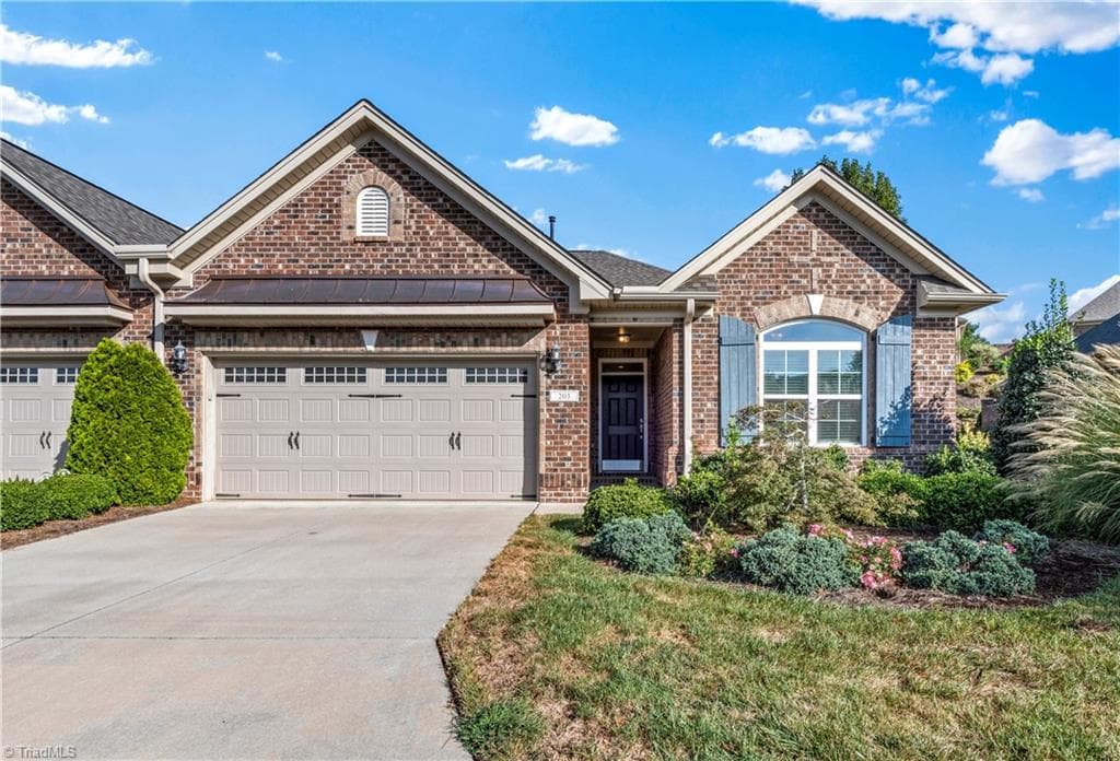 203 Fortress Court, Winston-Salem NC 27127
