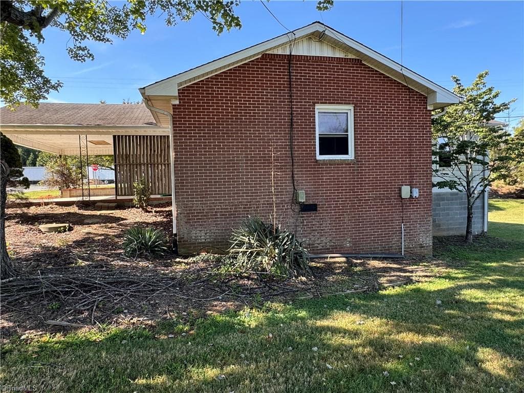 Stick/Site Built at 200 W King Street, King NC 27021, King, photo 23 of 92