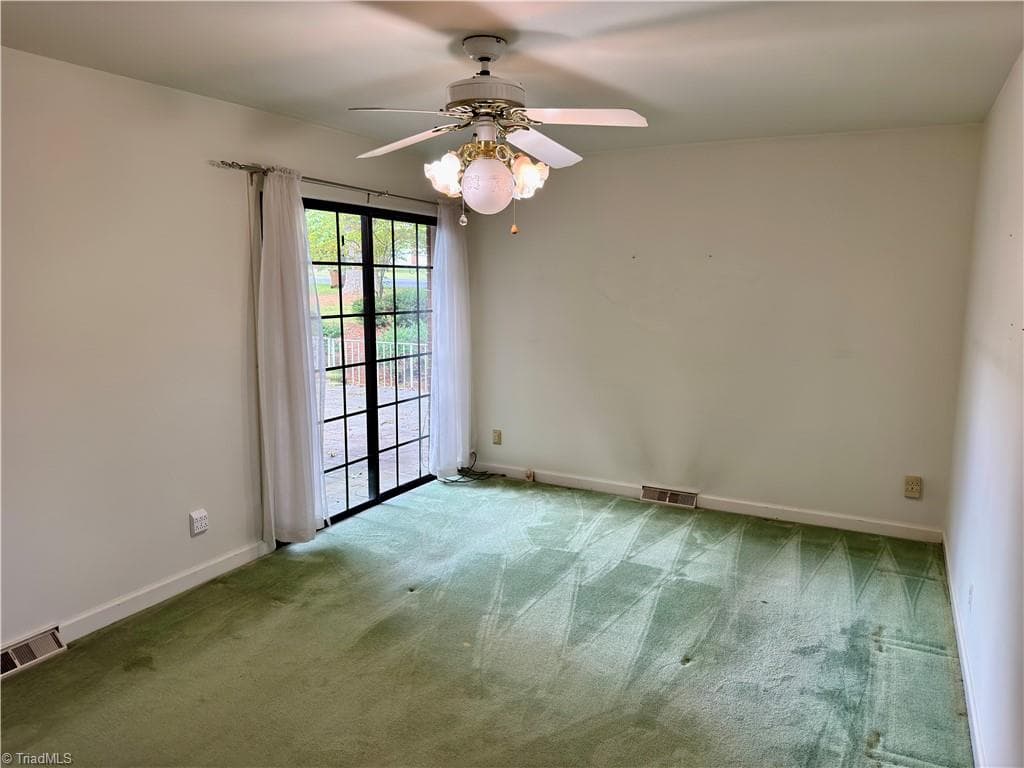 Stick/Site Built at 1031 Country Lane, Winston-Salem NC 27107, Winston-Salem, photo 6 of 47