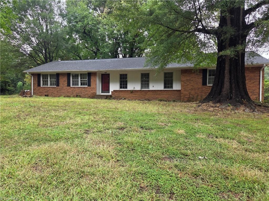 1917 EDGEWOOD Avenue, Burlington NC 27215