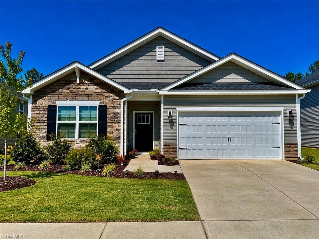 311 Falcon Lane, Lexington NC 27295