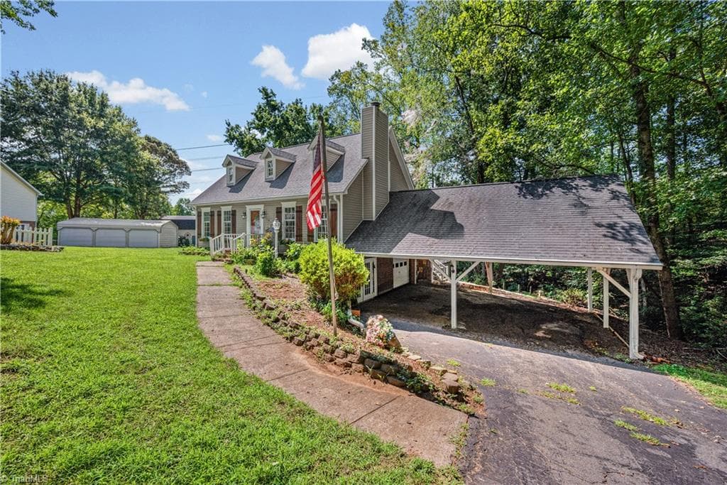 Stick/Site Built at 7508 meadowgreen Court, Tobaccoville NC 27050, photo 4 of 50