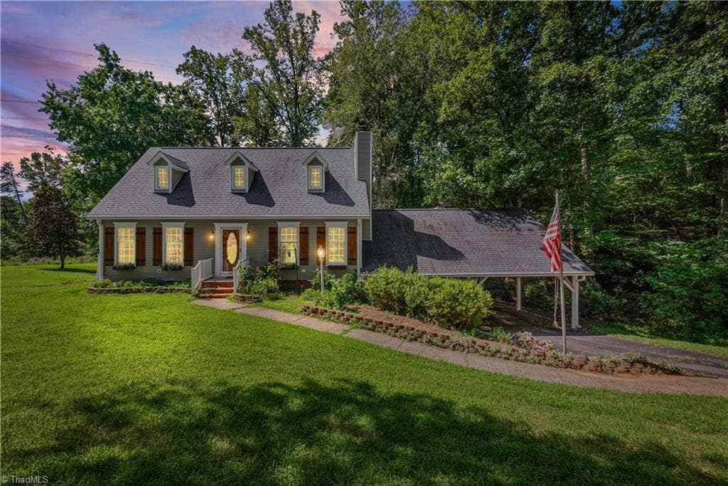Stick/Site Built at 7508 meadowgreen Court, Tobaccoville NC 27050, photo 8 of 50