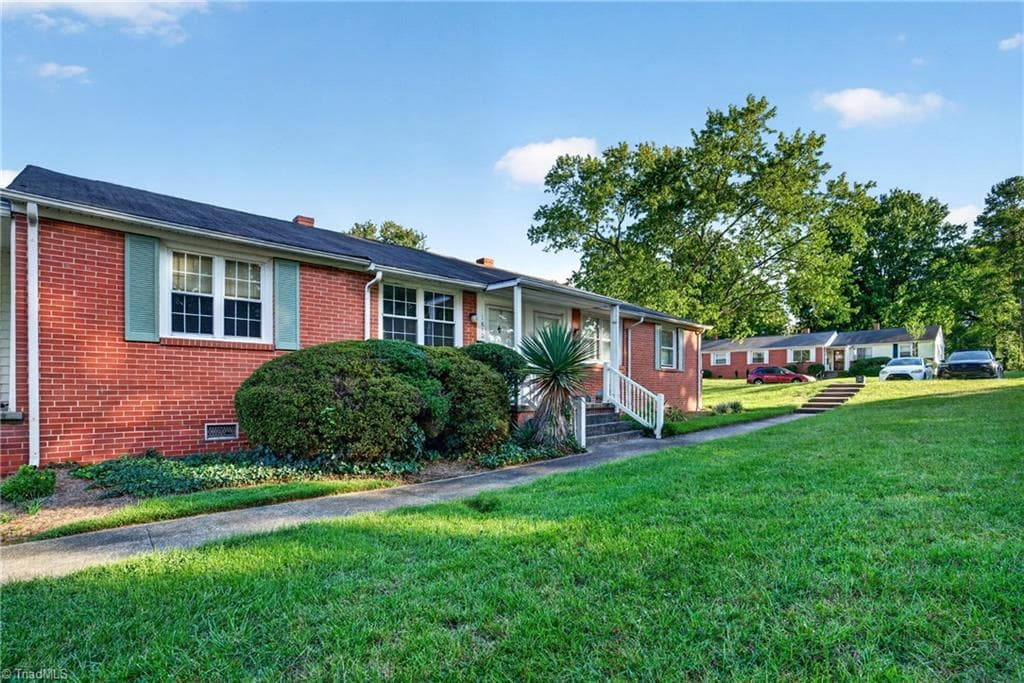 Stick/Site Built at 1810 Villa Drive, Greensboro NC 27403, Greensboro, photo 45 of 46