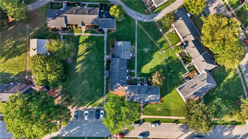 Stick/Site Built at 1810 Villa Drive, Greensboro NC 27403, Greensboro, photo 39 of 46