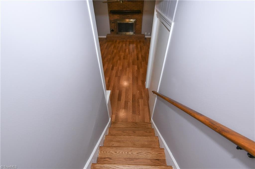 Stick/Site Built at 4025 Sedgewood Lane, Greensboro NC 27407, photo 23 of 40