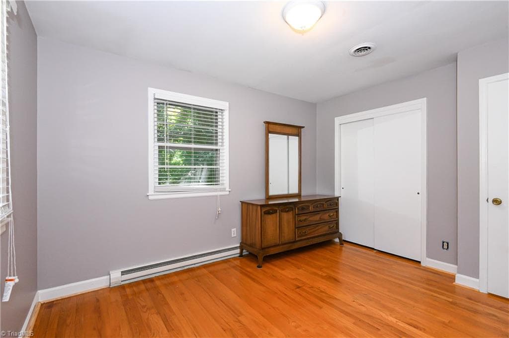 Stick/Site Built at 4025 Sedgewood Lane, Greensboro NC 27407, photo 20 of 40