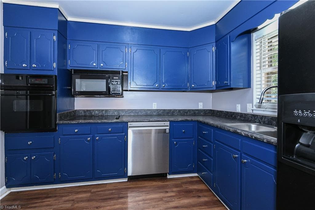 Stick/Site Built at 4025 Sedgewood Lane, Greensboro NC 27407, photo 10 of 40