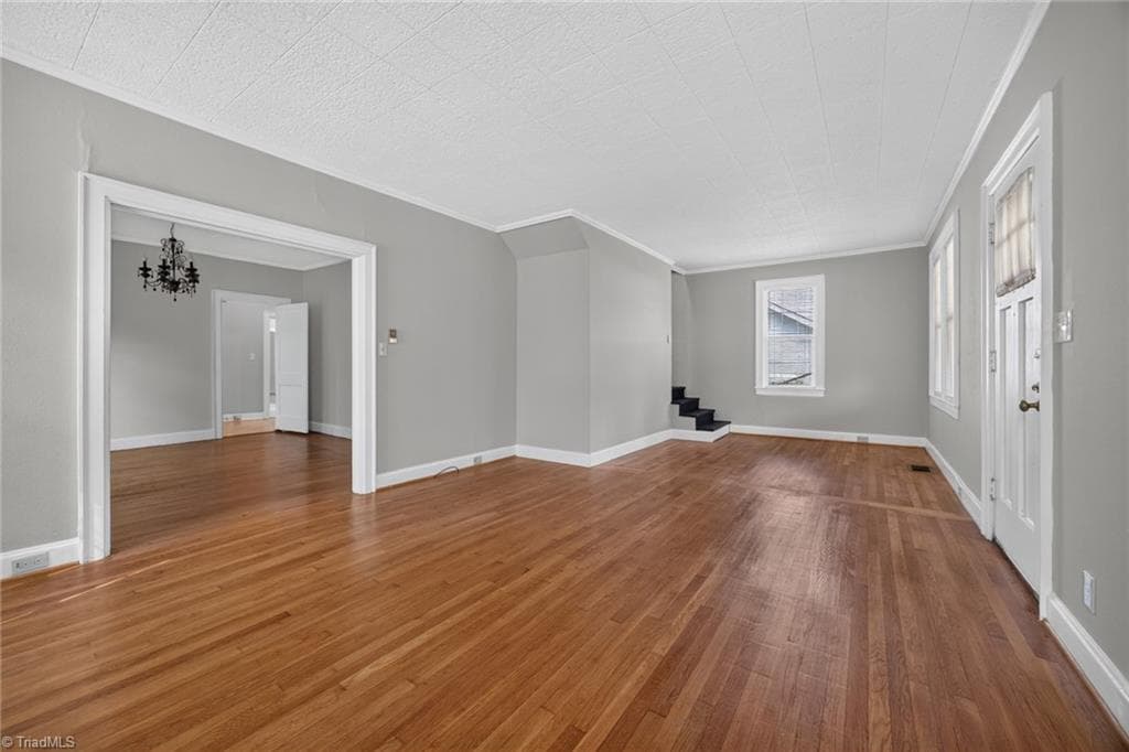 Stick/Site Built at 209 Louise Avenue, High Point NC 27262, photo 10 of 32