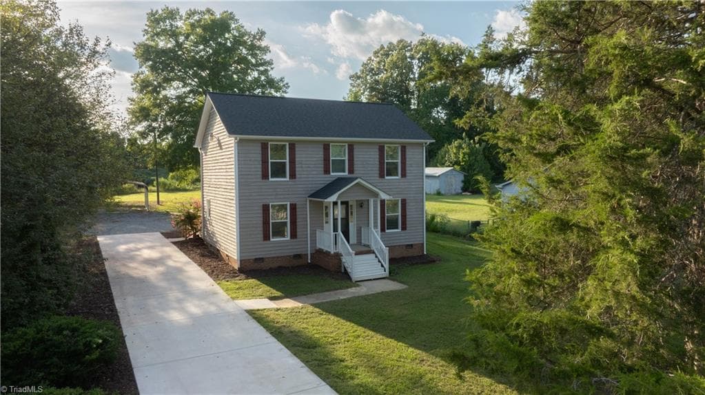Stick/Site Built at 4505 Southern Webbing Mill Road, Greensboro NC 27405, photo 6 of 40