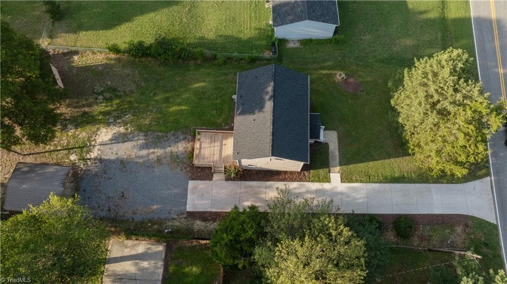 Stick/Site Built at 4505 Southern Webbing Mill Road, Greensboro NC 27405, photo 10 of 40