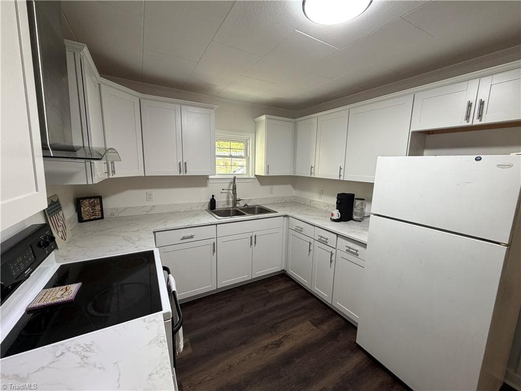 Stick/Site Built at 951 Newsome Street, Mount Airy NC 27030, Mount Airy, photo 9 of 50