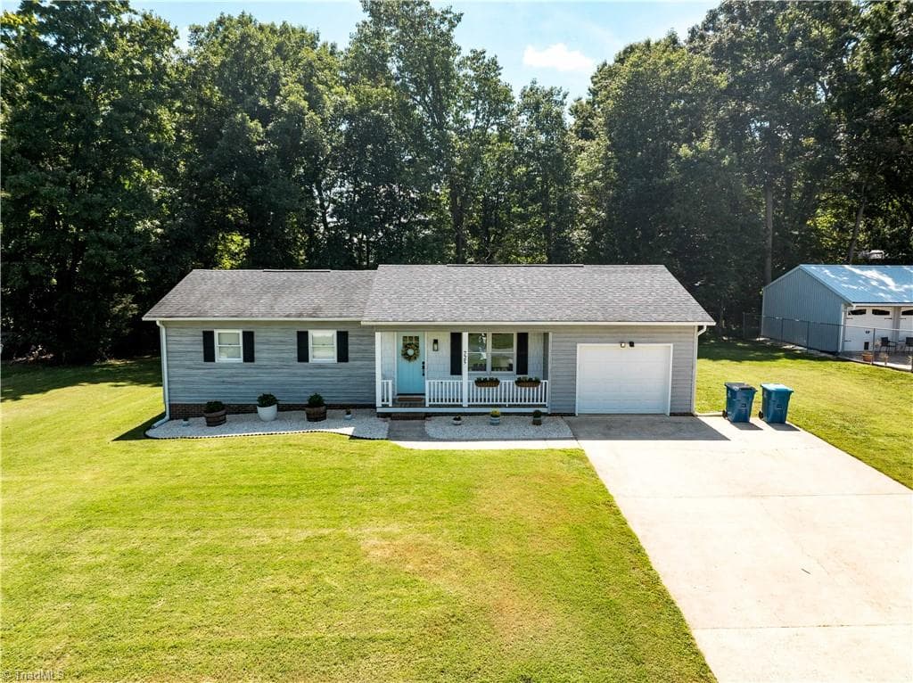 Stick/Site Built at 725 Beech Street, Yadkinville NC 27055, Yadkinville, photo 3 of 54