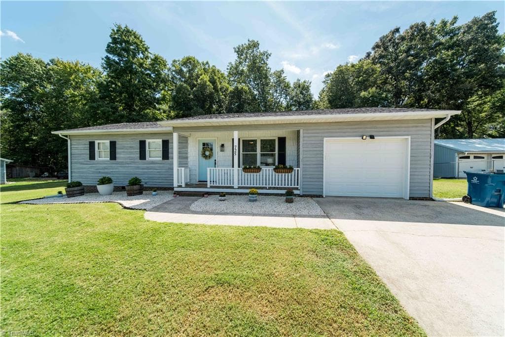 Stick/Site Built at 725 Beech Street, Yadkinville NC 27055, Yadkinville, photo 11 of 54
