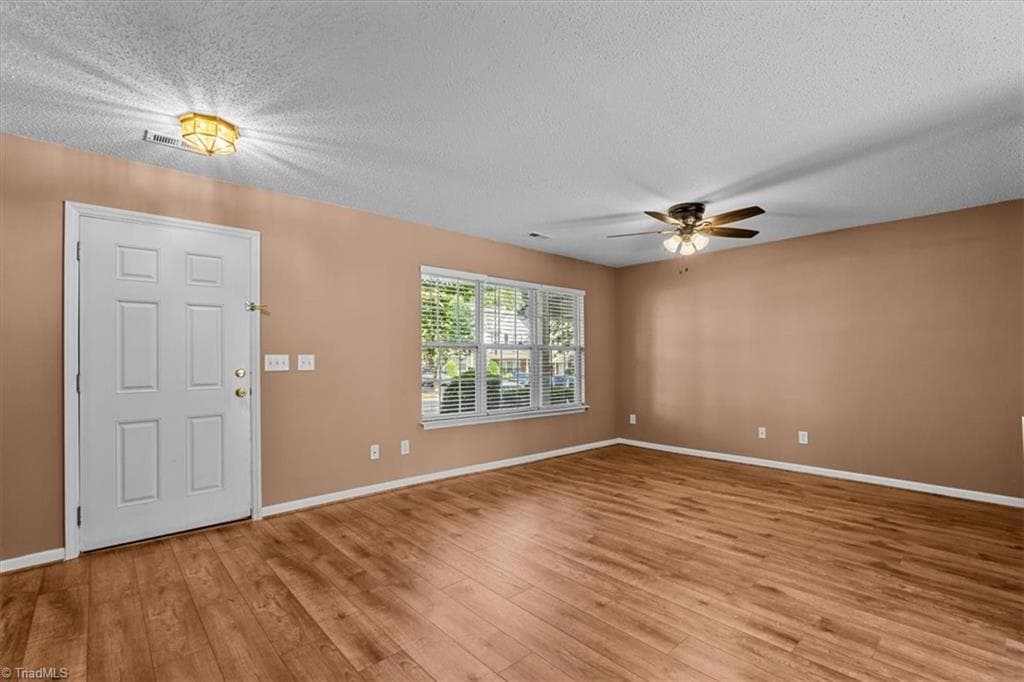 Stick/Site Built at 41 Tannenbaum Circle, Greensboro NC 27410, photo 5 of 32