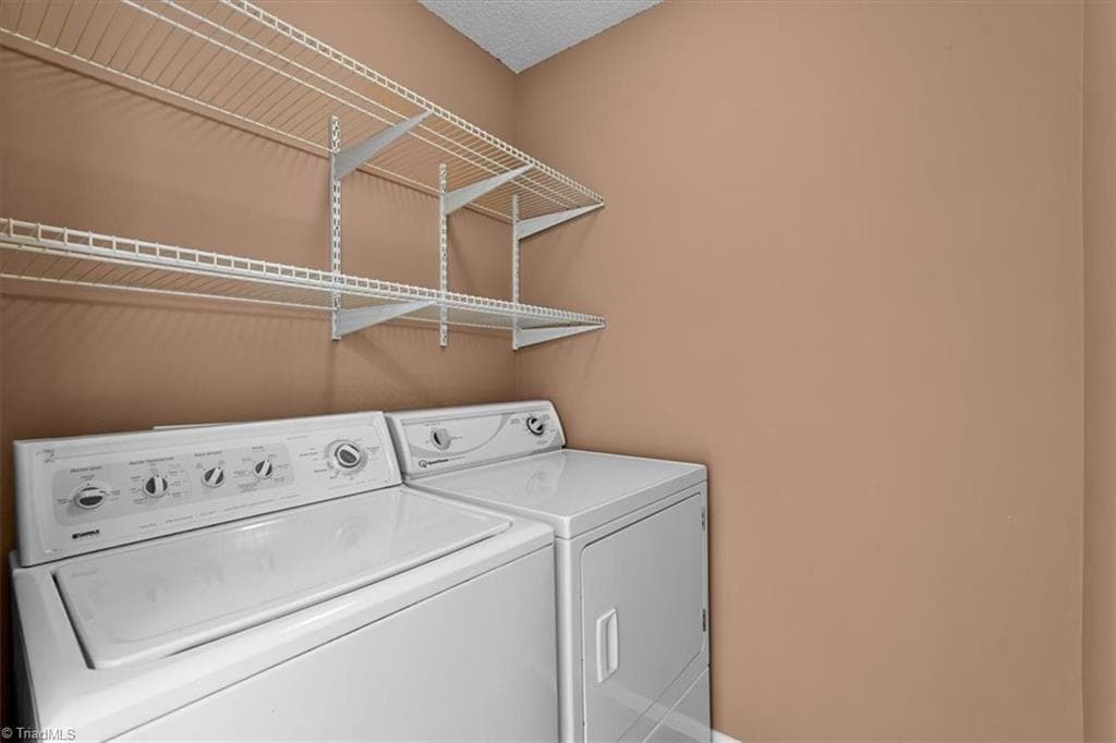 Stick/Site Built at 41 Tannenbaum Circle, Greensboro NC 27410, photo 18 of 32
