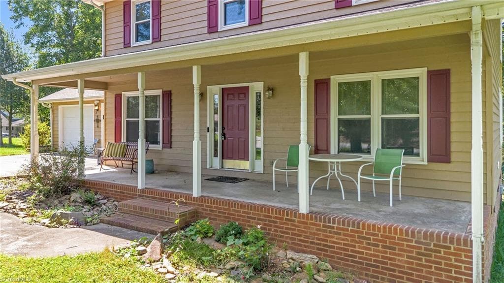 Stick/Site Built at 117 Goshen Terrace, Wilkesboro NC 28697, Wilkesboro, photo 7 of 72