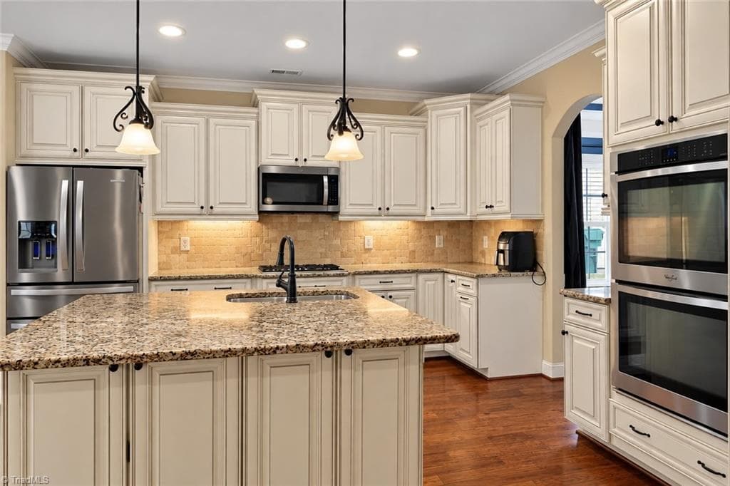 Stick/Site Built at 2227 Dunning Court, High Point NC 27265, photo 2 of 37