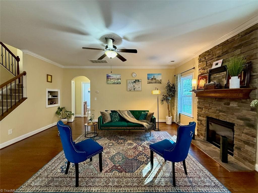 Stick/Site Built at 2227 Dunning Court, High Point NC 27265, photo 14 of 37