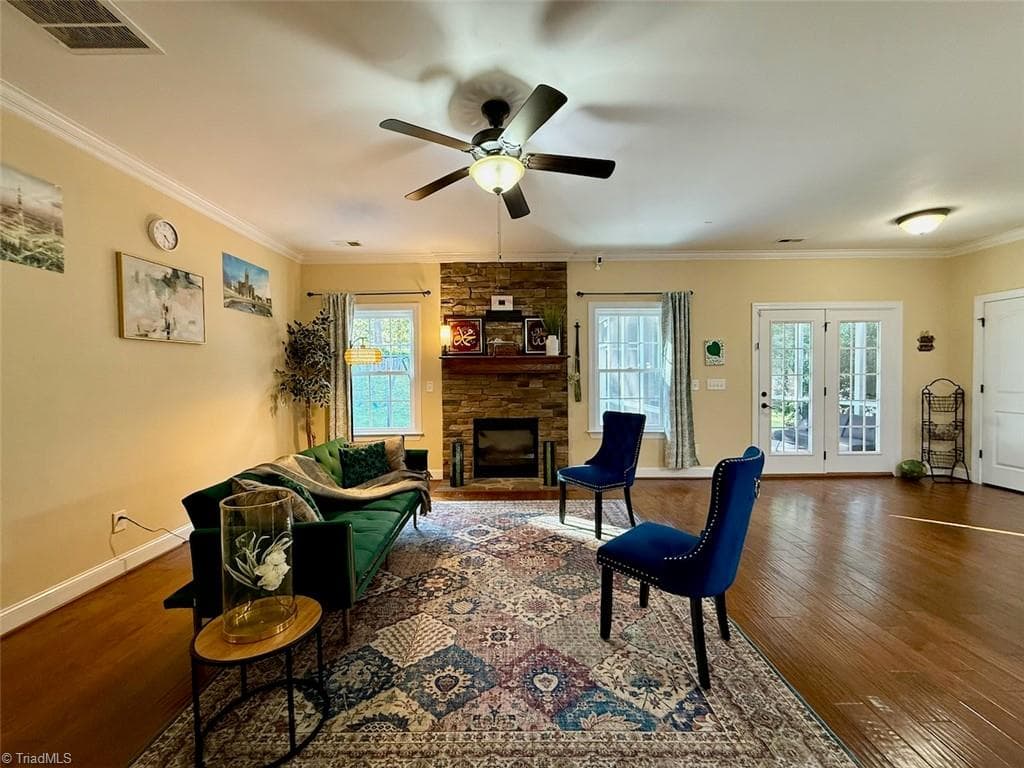 Stick/Site Built at 2227 Dunning Court, High Point NC 27265, photo 15 of 37