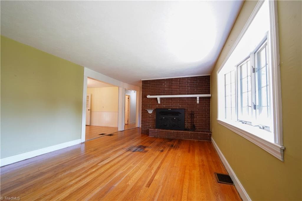 Stick/Site Built at 3425 Pine Valley Road, High Point NC 27265, photo 5 of 27
