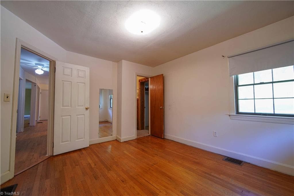 Stick/Site Built at 3425 Pine Valley Road, High Point NC 27265, photo 14 of 27