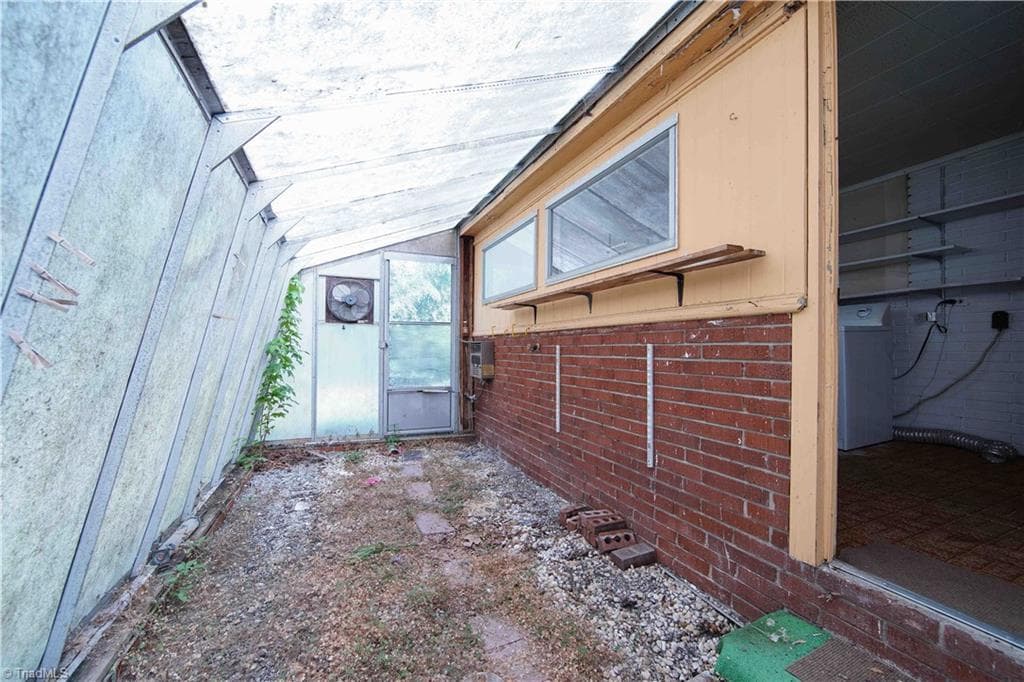 Stick/Site Built at 3425 Pine Valley Road, High Point NC 27265, photo 11 of 27