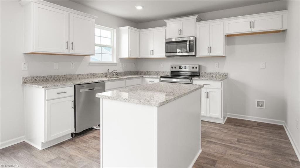 Stick/Site Built at 11 Jubilee Court, Greensboro NC 27406, photo 13 of 33