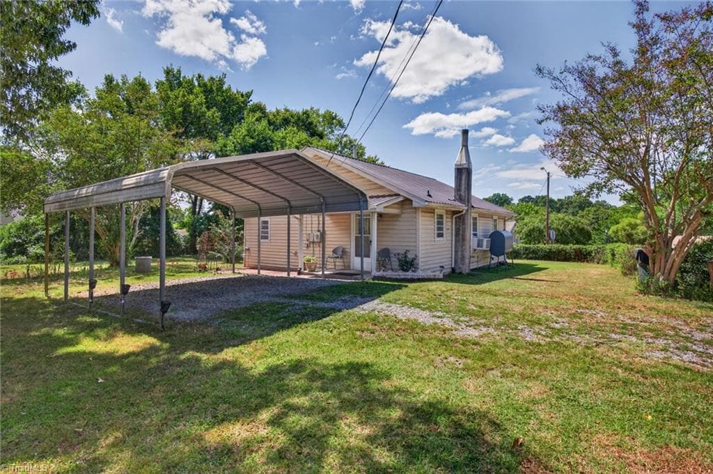 101 Goforth Drive, Thomasville NC 27360
