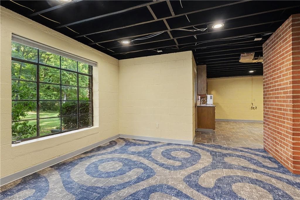 Stick/Site Built at 10 Welloske Drive, Thomasville NC 27360, photo 25 of 38
