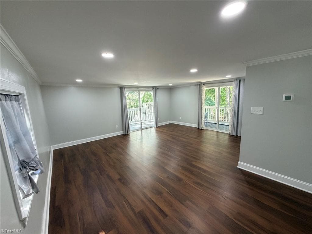 Stick/Site Built at 3950 Cole Avenue, High Point NC 27265, photo 9 of 39
