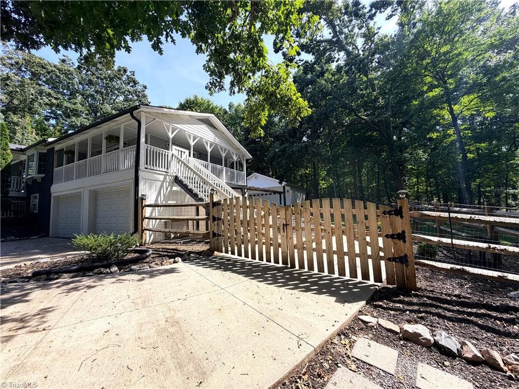 Stick/Site Built at 3950 Cole Avenue, High Point NC 27265, photo 34 of 39