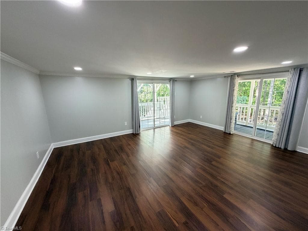 Stick/Site Built at 3950 Cole Avenue, High Point NC 27265, photo 10 of 39