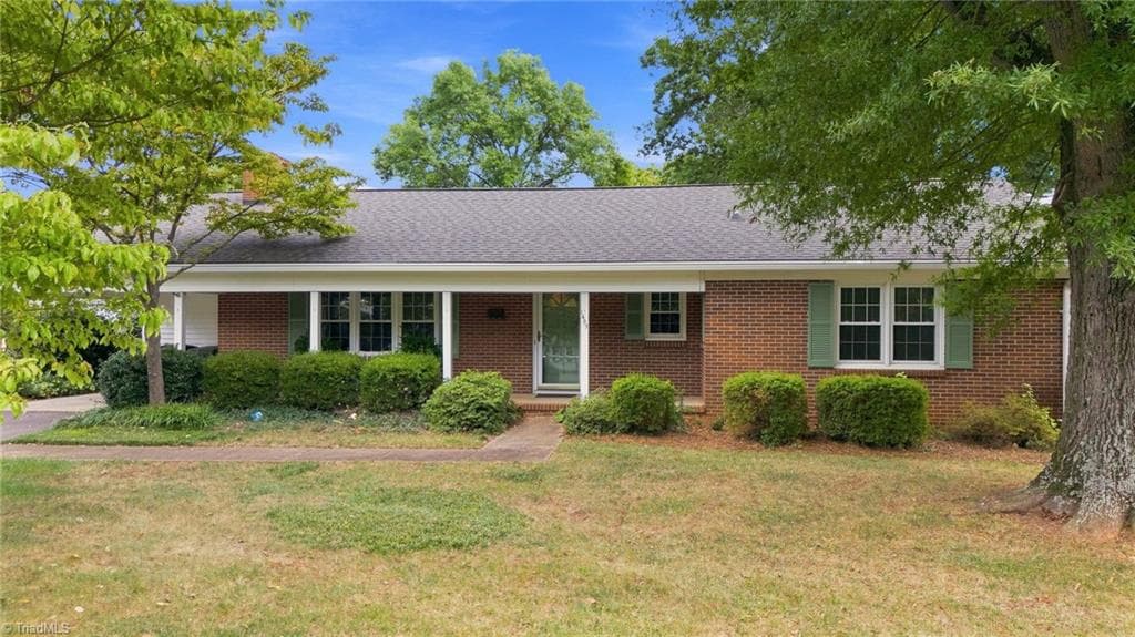 1407 Bolton Street, Winston-Salem NC 27103