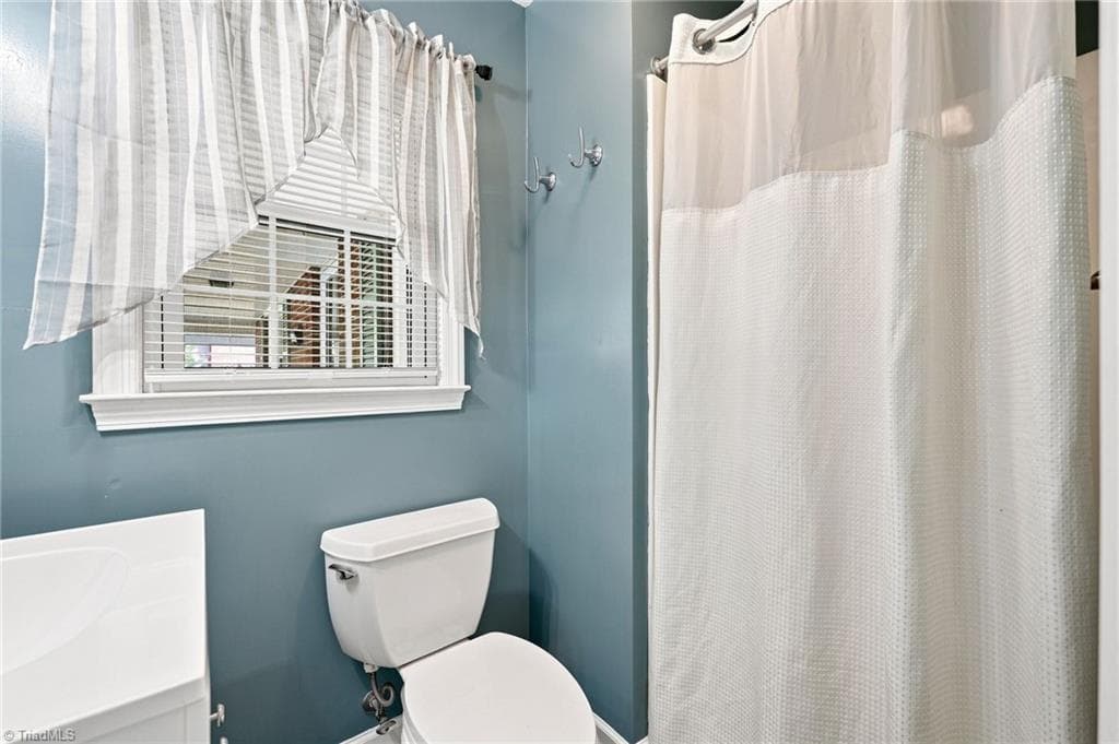 Stick/Site Built at 1407 Bolton Street, Winston-Salem NC 27103, Winston-Salem, photo 21 of 46