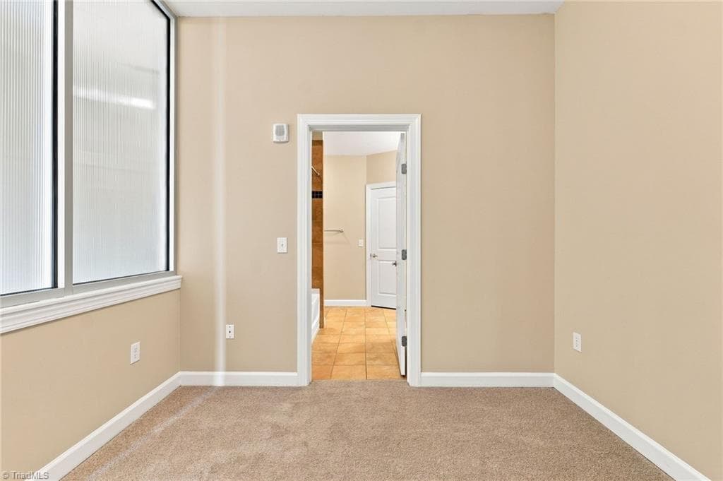 Stick/Site Built at 201 Elm Street # 802, Greensboro NC 27401, photo 7 of 26