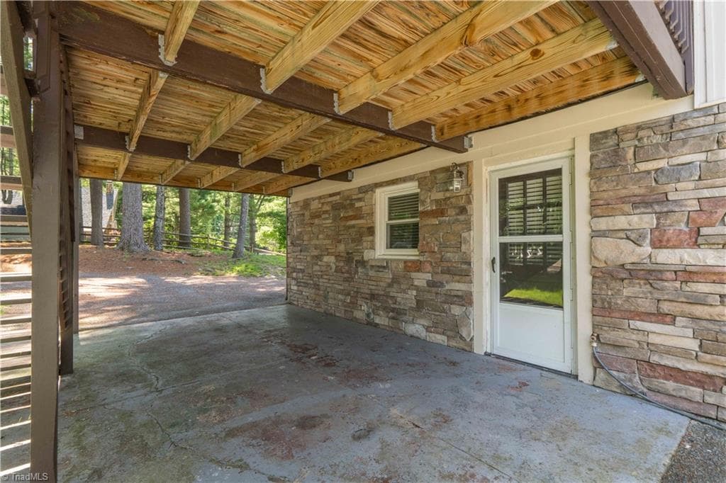 Stick/Site Built at 81 Pine Tree Drive, Roaring Gap NC 28627, photo 10 of 39