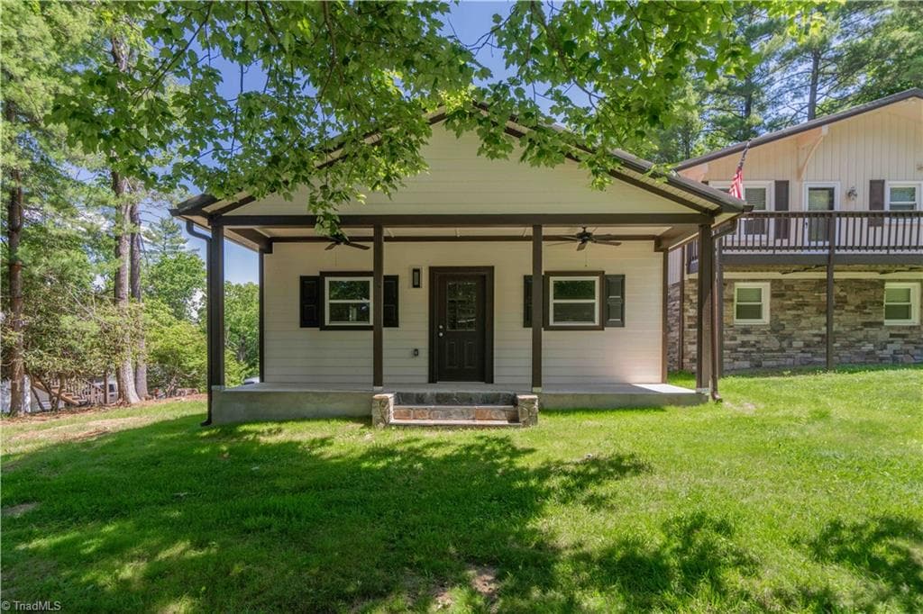 Stick/Site Built at 81 Pine Tree Drive, Roaring Gap NC 28627, photo 14 of 39