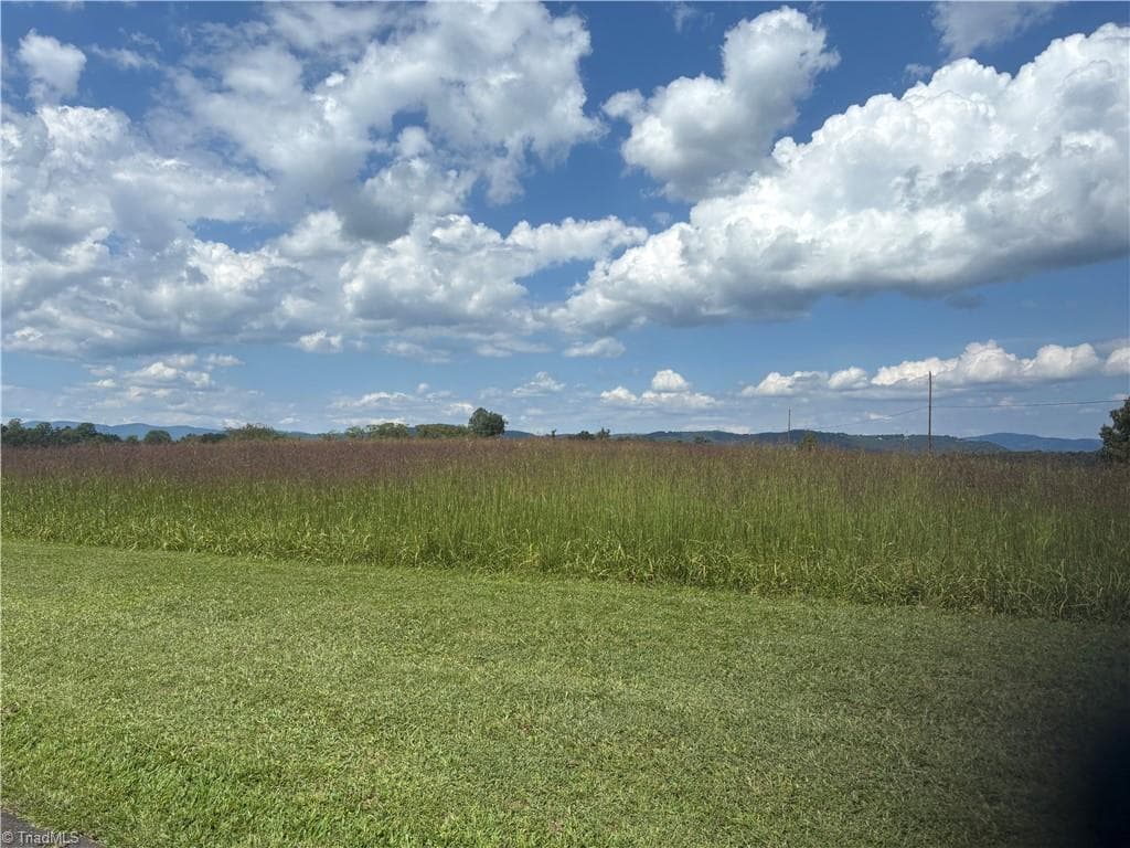 Stick/Site Built at 2520 Windy Ridge Road, North Wilkesboro NC 28659, North Wilkesboro, photo 3 of 12
