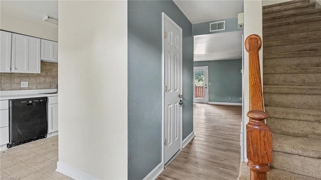 Stick/Site Built at 3755 Heathrow Drive, Winston-Salem NC 27127, Winston-Salem, photo 13 of 27