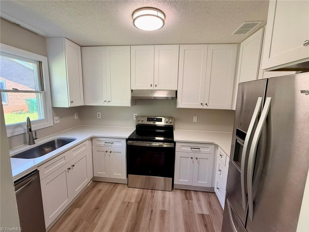 Stick/Site Built at 1712 Beaucrest Avenue, High Point NC 27265, photo 14 of 19