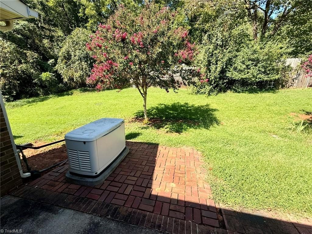 Stick/Site Built at 1712 Beaucrest Avenue, High Point NC 27265, photo 18 of 19