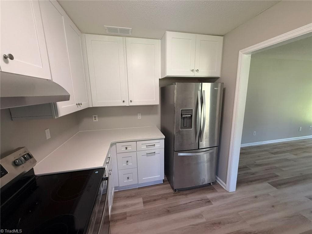 Stick/Site Built at 1712 Beaucrest Avenue, High Point NC 27265, photo 15 of 19