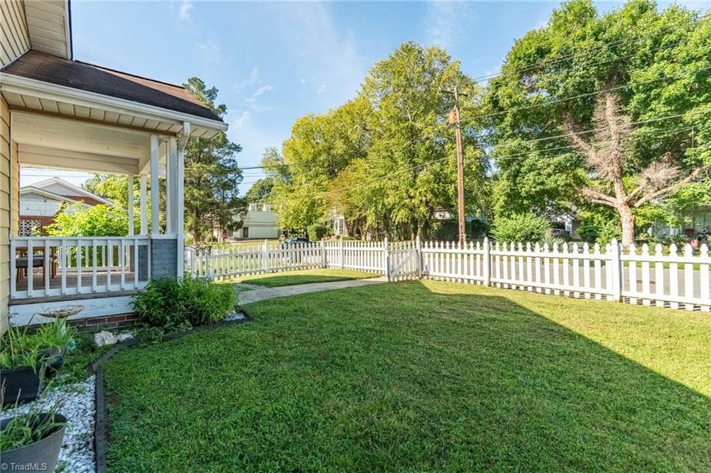 Stick/Site Built at 512 Atwater Street, Burlington NC 27215, Burlington, photo 2 of 24