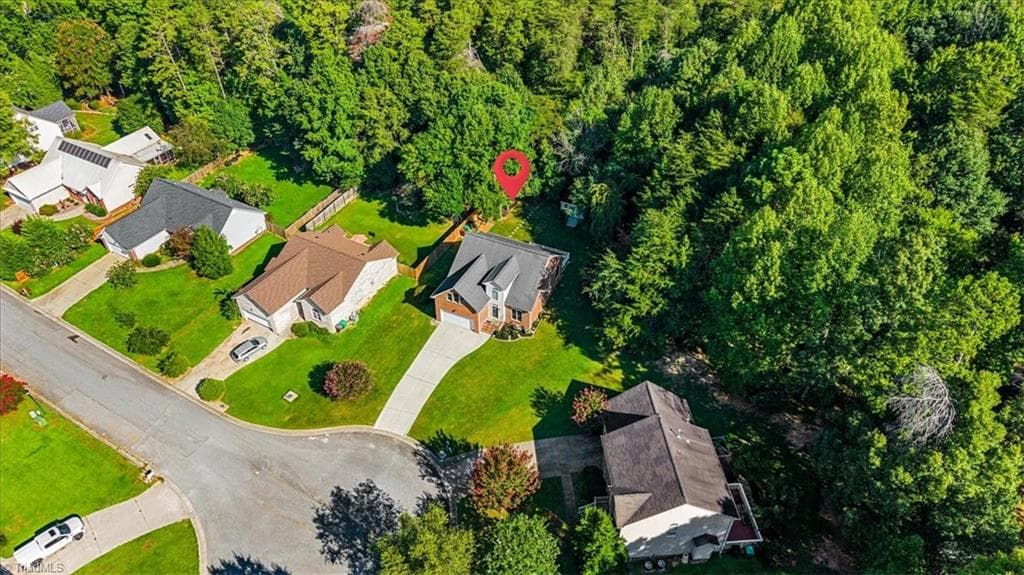 Stick/Site Built at 2729 Red Run Court, High Point NC 27265, photo 36 of 36