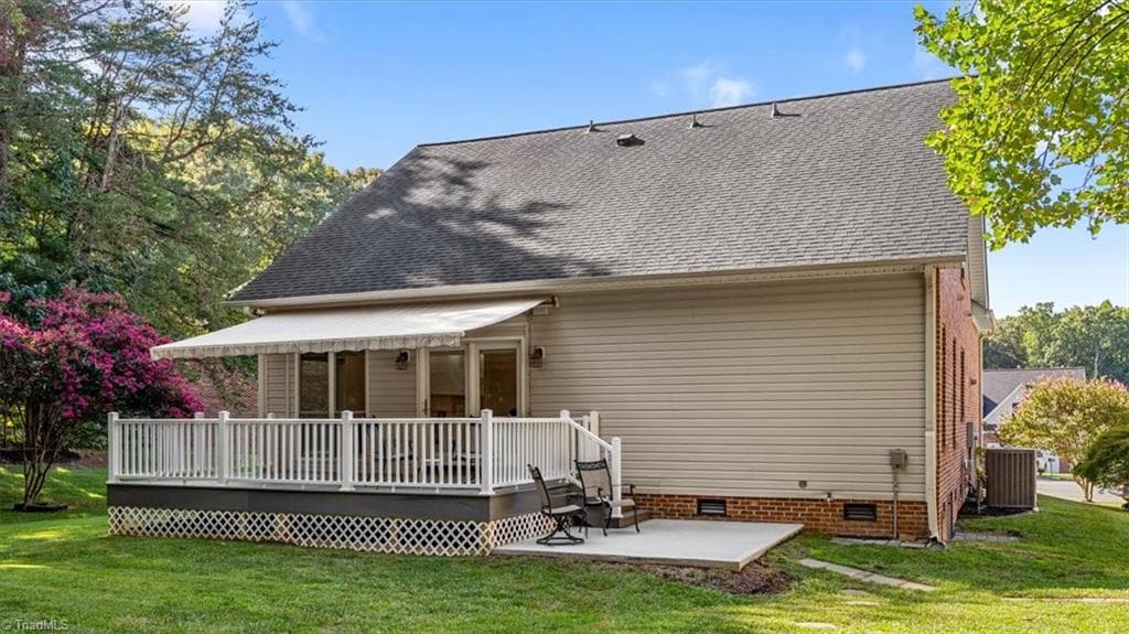 Stick/Site Built at 2729 Red Run Court, High Point NC 27265, photo 33 of 36