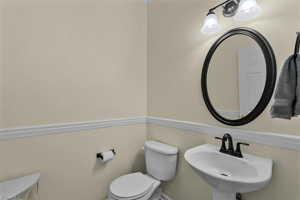 Stick/Site Built at 2729 Red Run Court, High Point NC 27265, photo 14 of 36