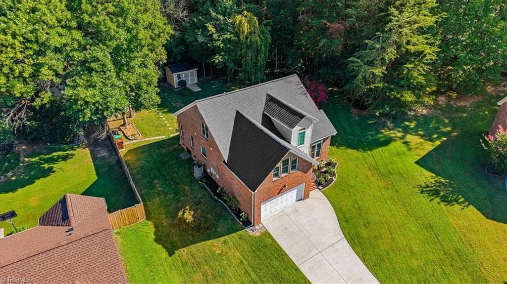 Stick/Site Built at 2729 Red Run Court, High Point NC 27265, photo 35 of 36