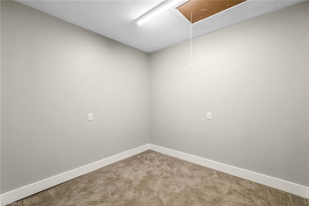Stick/Site Built at 7549 Sunnyvale Drive, High Point NC 27265, photo 26 of 37